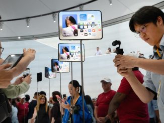 Apple faces more than $5.7 billion patent infringement verdict
