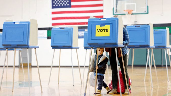 Republicans hold $103 million midterm cash advantage over Democrats