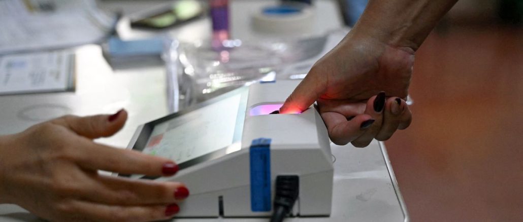 Biometric Voting Technology Cuts Fraud, Tests Trust