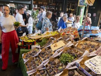 UK economy grew 0.1% in August, beating expectations